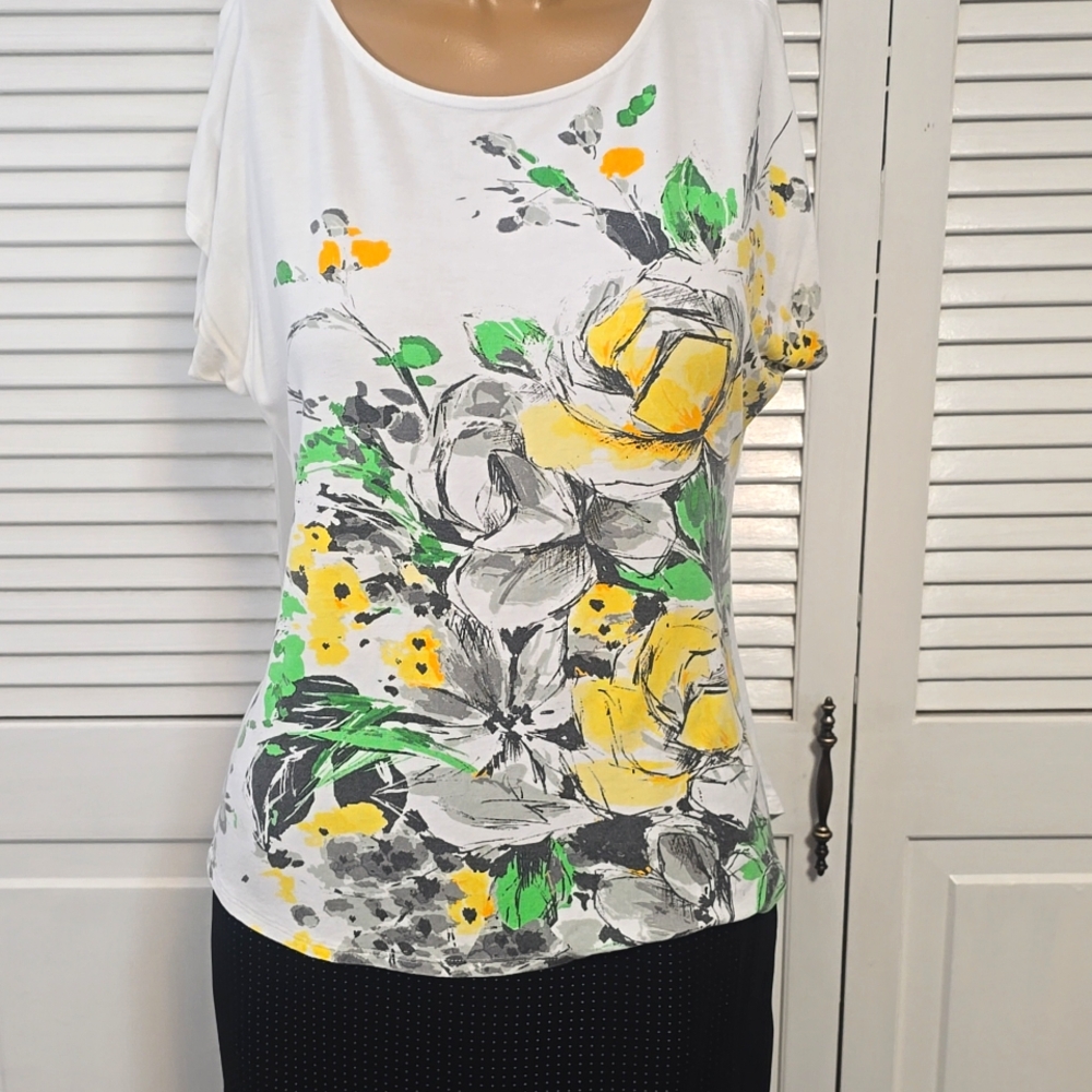 657 Nue Options Womens Cap Slv White W Yellow Floral T Shirt Blouse Hi Low  PM